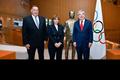 Chủ tịch Thomas Bach chào đón Tổng thống Hy Lạp tới thăm Nhà Olympic 