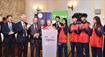 Thị trưởng thành phố Bagneux (Pháp) đón tiếp đoàn Taekwondo trẻ Việt Nam